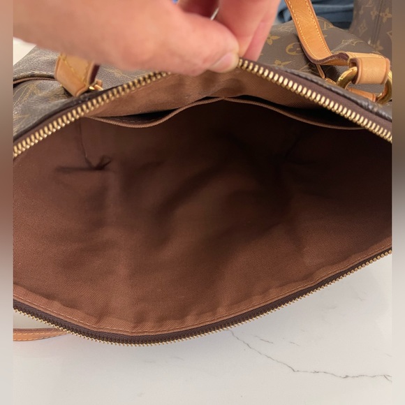 Totally Handbag Monogram - Picture 7 of 9